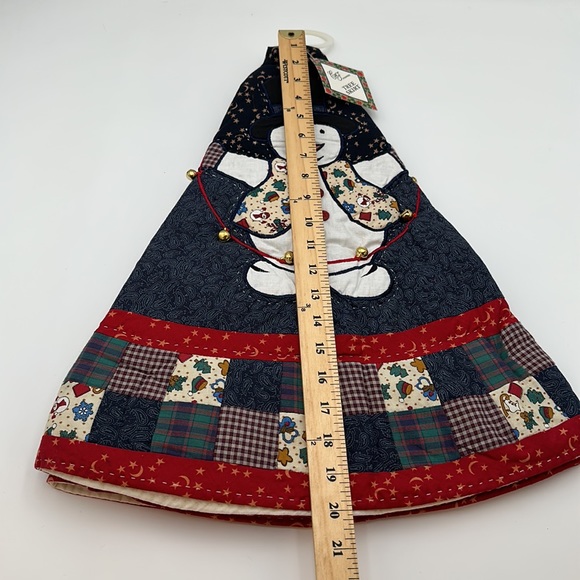 C & F Enterprises Snowman Patchwork Quilt Style Christmas Tree Skirt NWT - Picture 12 of 13